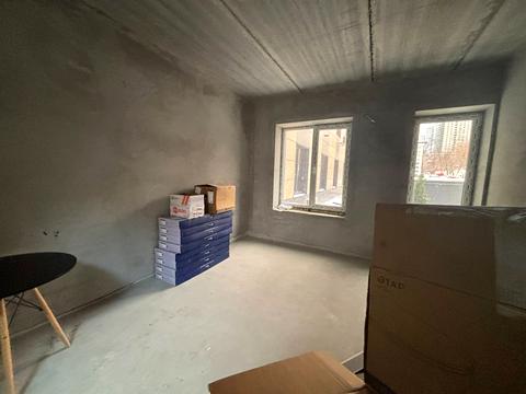 коммерческая по адресу Соборная пл. (Октябрьская), 14