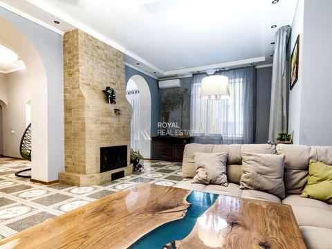 будинок за адресою Тодося Осьмачки вул. (Горького), 32