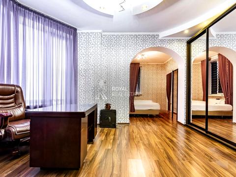 будинок за адресою Тодося Осьмачки вул. (Горького), 32