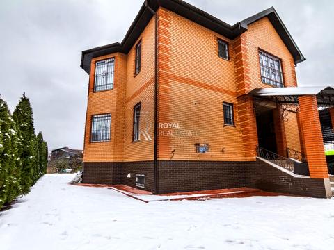 будинок за адресою Тодося Осьмачки вул. (Горького), 32