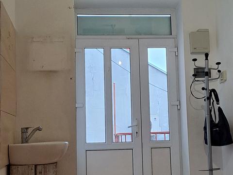 комерційна за адресою Площа Петефі, 27