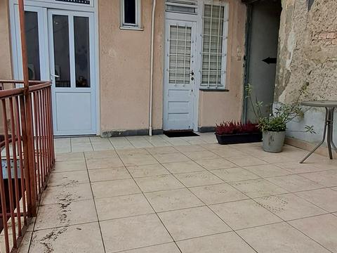 комерційна за адресою Площа Петефі, 27