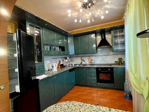 квартира за адресою Володимира Івасюка просп. (Героїв Сталінграду), 8