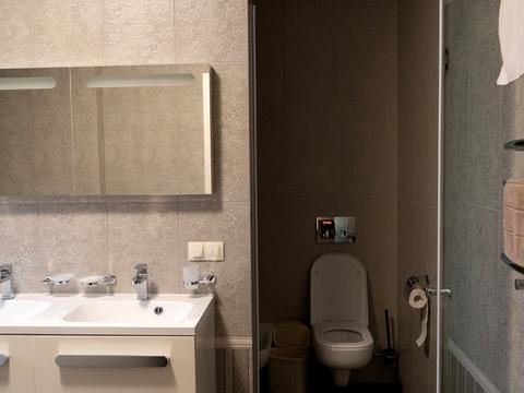 дом по адресу 9 лінія