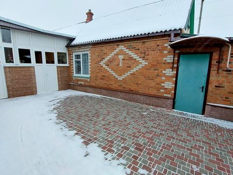 будинок за адресою Вишнева, 10