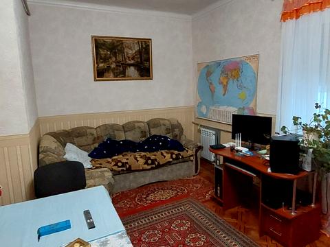 будинок за адресою Вишнева, 10