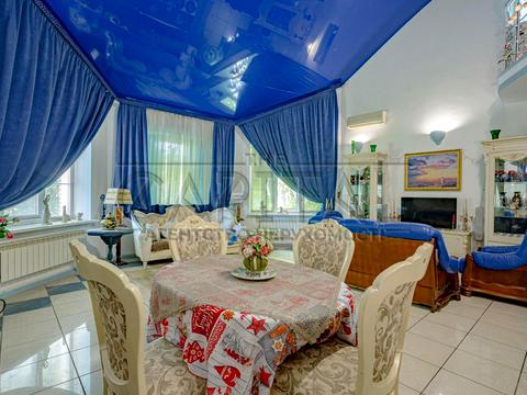 будинок за адресою Центральна вул.