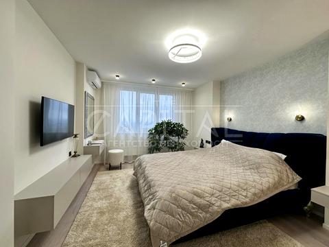 квартира за адресою Михайла Максимовича вул. (Онуфрія Трутенка), 32-Б