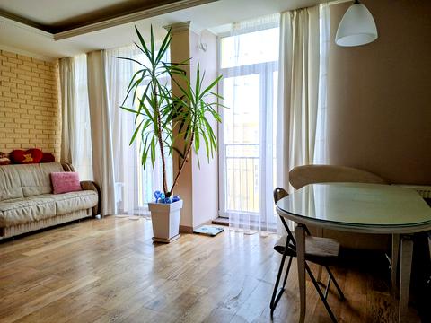 квартира за адресою Київ, Регенераторна вул., 4 к4