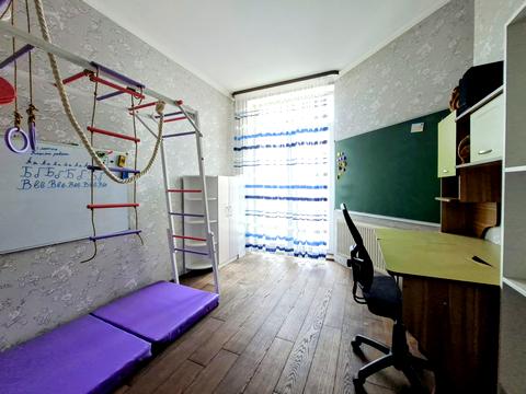 квартира за адресою Київ, Регенераторна вул., 4 к4