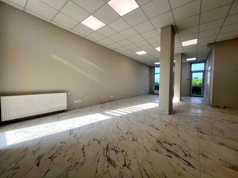 коммерческая по адресу Романа Шухевича ул., 5