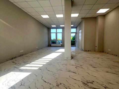 коммерческая по адресу Романа Шухевича ул., 5