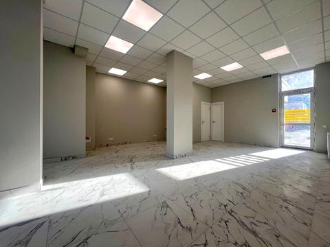 коммерческая по адресу Романа Шухевича ул., 5