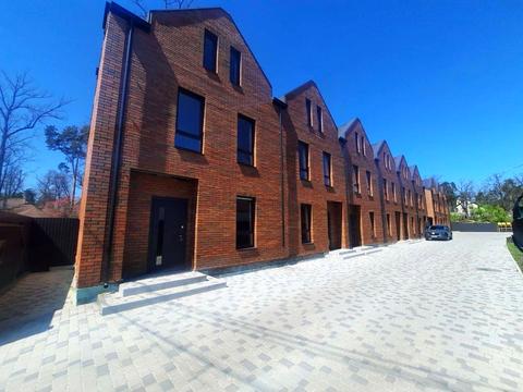 будинок за адресою Яснополянська вул.