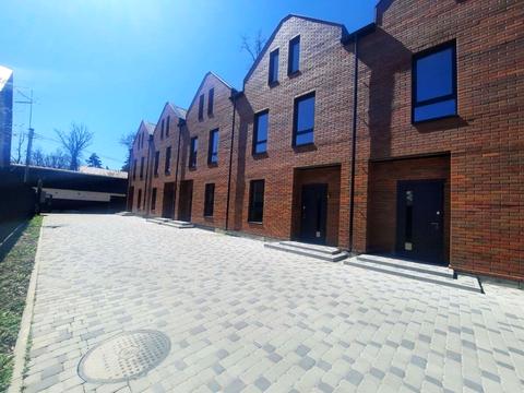 будинок за адресою Яснополянська вул.