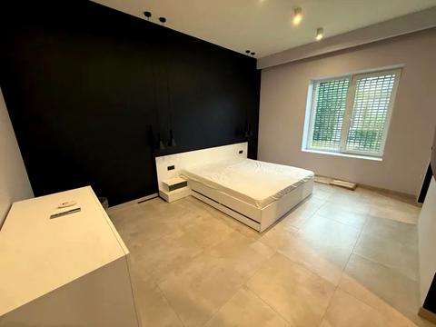 будинок за адресою с. Новоолександрівка, Новоолександрівка