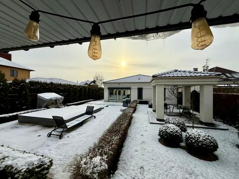 будинок за адресою с. Новоолександрівка, Новоолександрівка