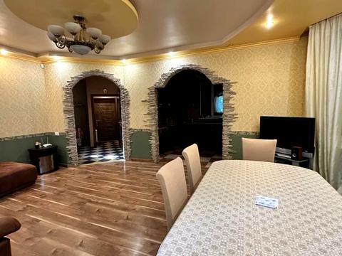 будинок за адресою Надії Алексєєнко вул. (Чичеріна)