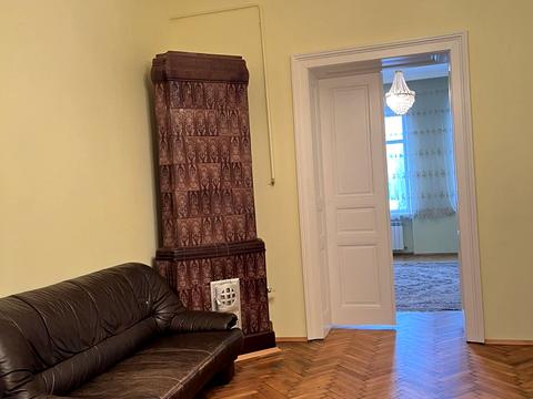 квартира за адресою Чернівці, Героїв Майдану вул. (Червоноармійська), 52