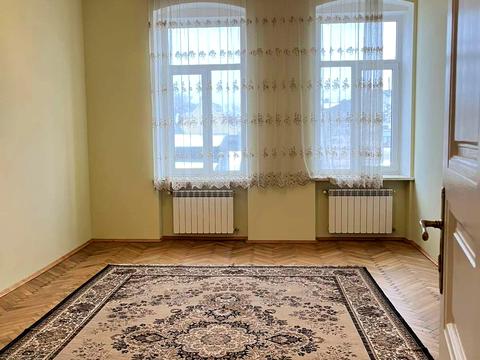 квартира за адресою Чернівці, Героїв Майдану вул. (Червоноармійська), 52