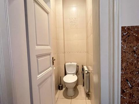 квартира за адресою Чернівці, Героїв Майдану вул. (Червоноармійська), 52