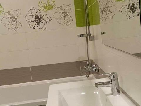 квартира за адресою Квартальна вулиц вул. (Гладкова), 23