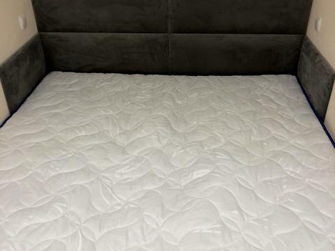 квартира за адресою Михайла Максимовича вул. (Онуфрія Трутенка), 32-А