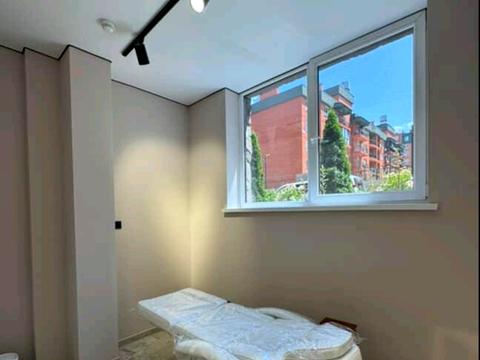 комерційна за адресою Чорноморська вул., 4-А