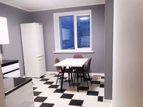 квартира за адресою Академіка Вернадського бульв., 24