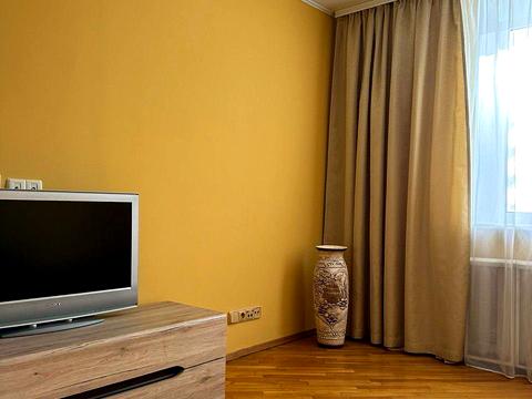 квартира за адресою Святошинська пл., 1