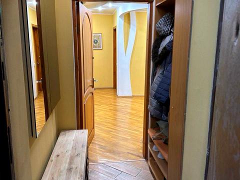 квартира за адресою Святошинська пл., 1