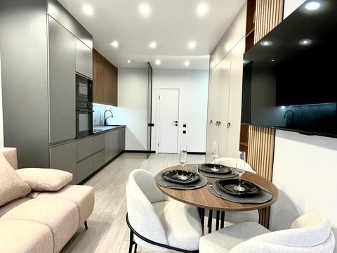 квартира за адресою Причальна вул., 12