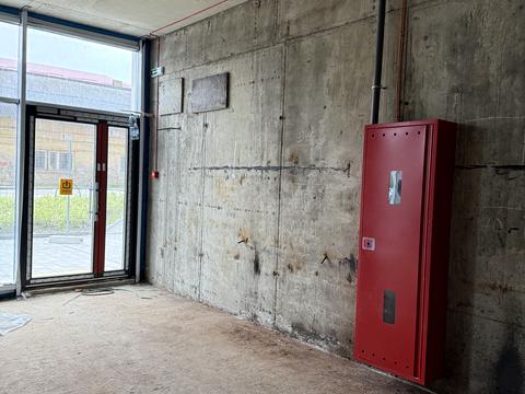 комерційна за адресою Стрийська вул., 108