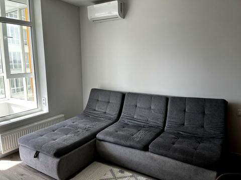 квартира за адресою Київ, Олеся Бердника вул., 1-В