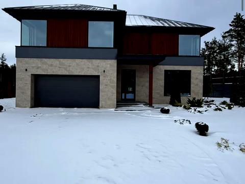 дом по адресу  ул.