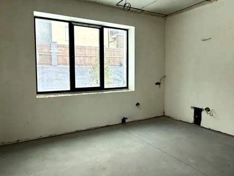 дом по адресу  ул.