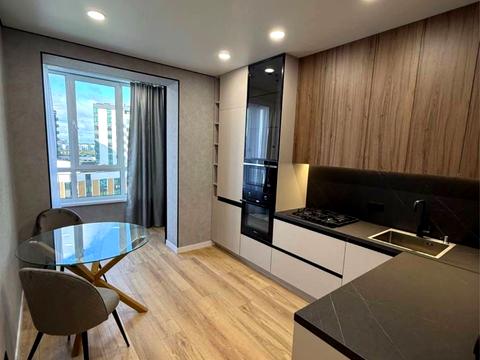 квартира за адресою Щаслива вул., (Будинок 14/4)