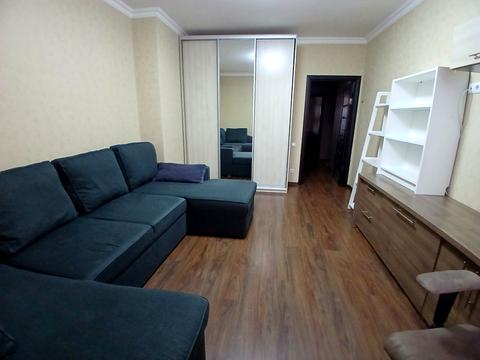 квартира за адресою Анни Ахматової вул., 22