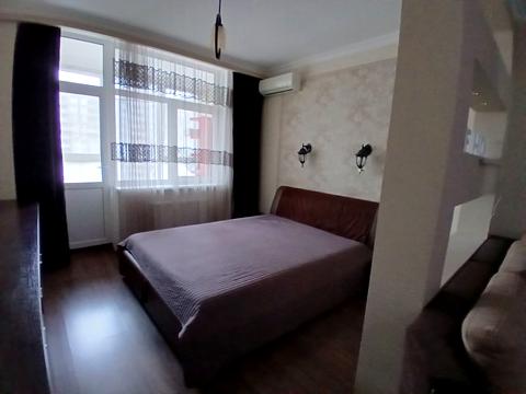 квартира за адресою Анни Ахматової вул., 22