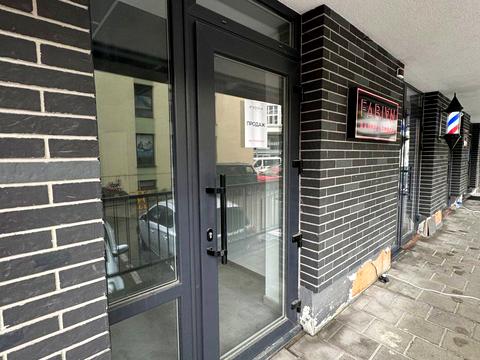 комерційна за адресою Львів, Героїв УПА вул., 73-В