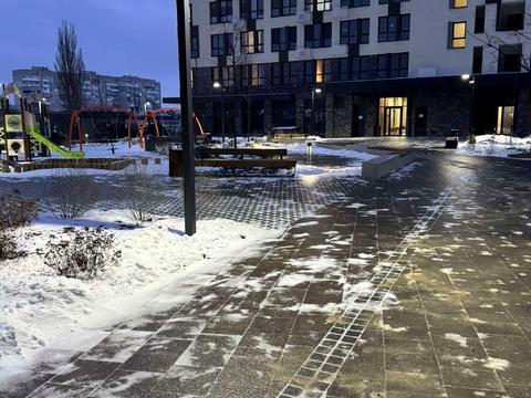 квартира по адресу Андреевская ул., (Будинок Я)