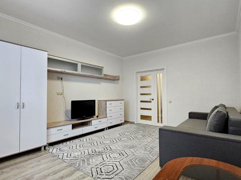 квартира за адресою Софії Русової вул., 7