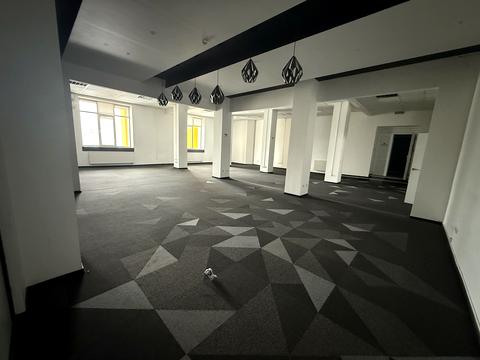 коммерческая по адресу Городоцкая ул., 225