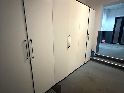 коммерческая по адресу Городоцкая ул., 225