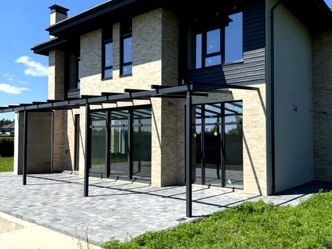 будинок за адресою Вишнева вул.