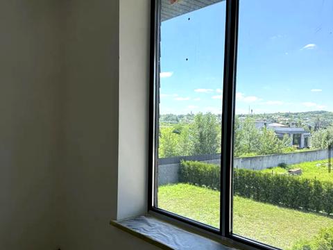 будинок за адресою Вишнева вул.