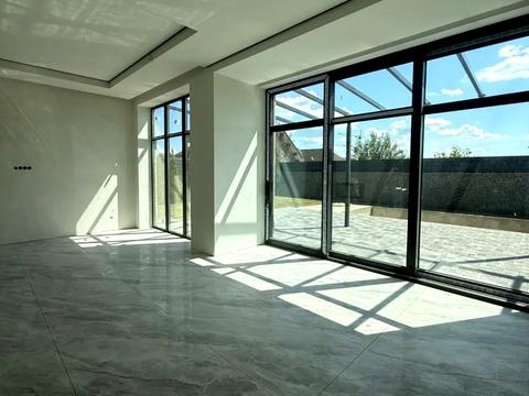 будинок за адресою Вишнева вул.