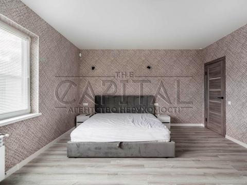 будинок за адресою Квітнева вул., 12