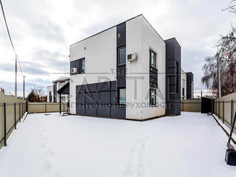 будинок за адресою Квітнева вул., 12