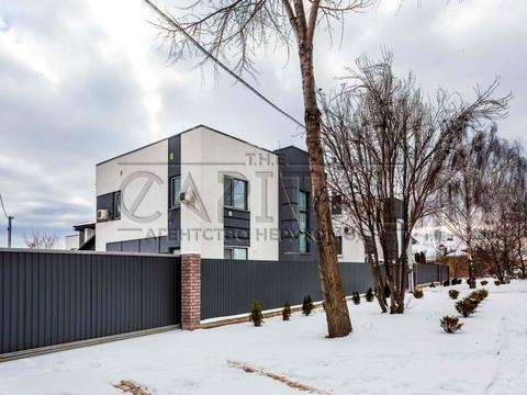 будинок за адресою Квітнева вул., 12